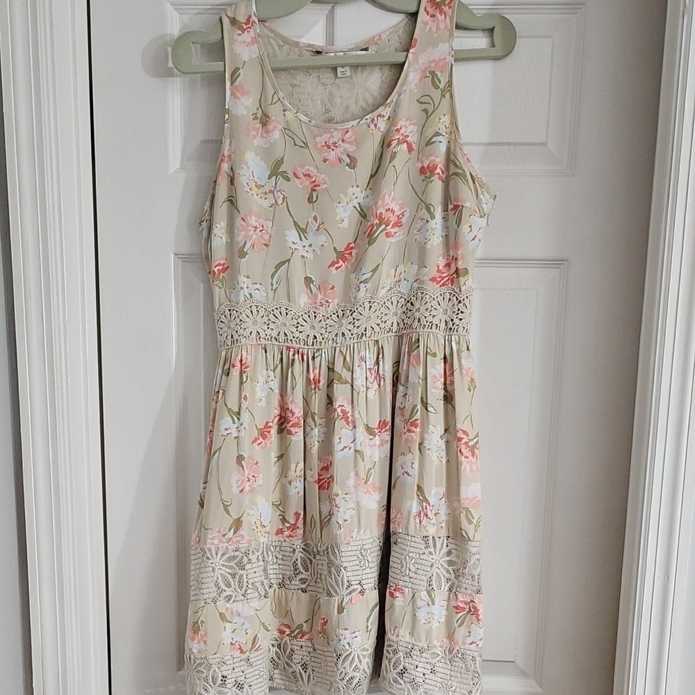 LC Lauren Conrad Lace Detail Dress